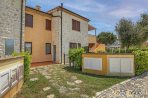 Aurora Casa Casoni